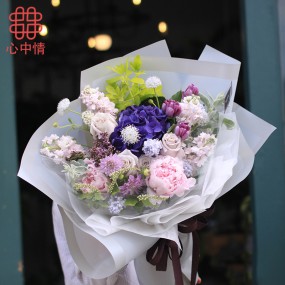 Literary and artistic minimalist flower packaging paper pengpeng skirt jelly film